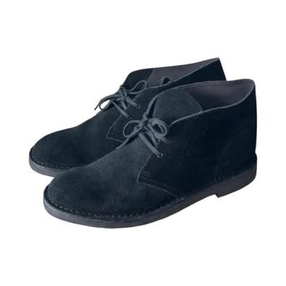 Clarks Bushacre 2  Suede Chukka Boots - Picture 1 of 10